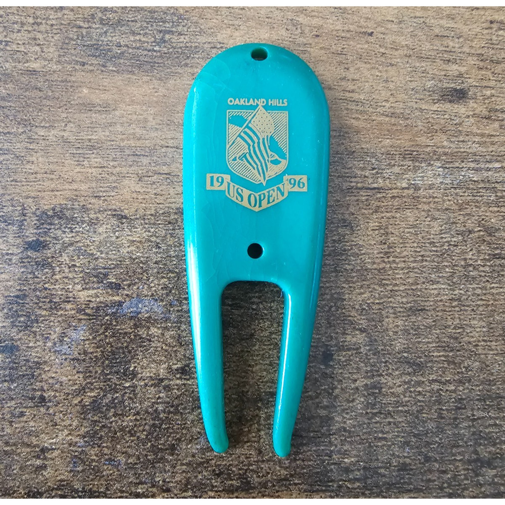 1996 U.S. Open held at Oakland Hills Country Club Plastic Divot Tool